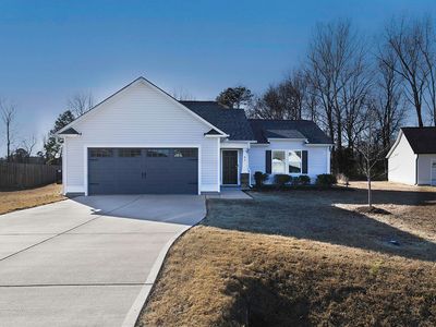 62 Flip Flop Cir, Four Oaks, NC, 27524