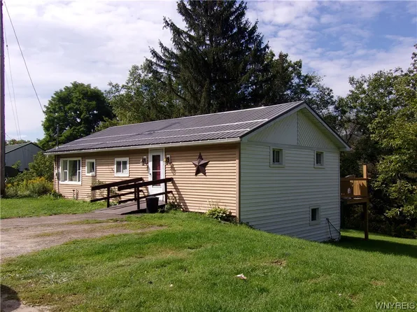 7147 Route 16, Franklinville, NY 14737