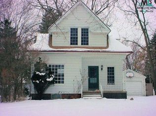 90 Moross St, Mount Clemens, MI 48043