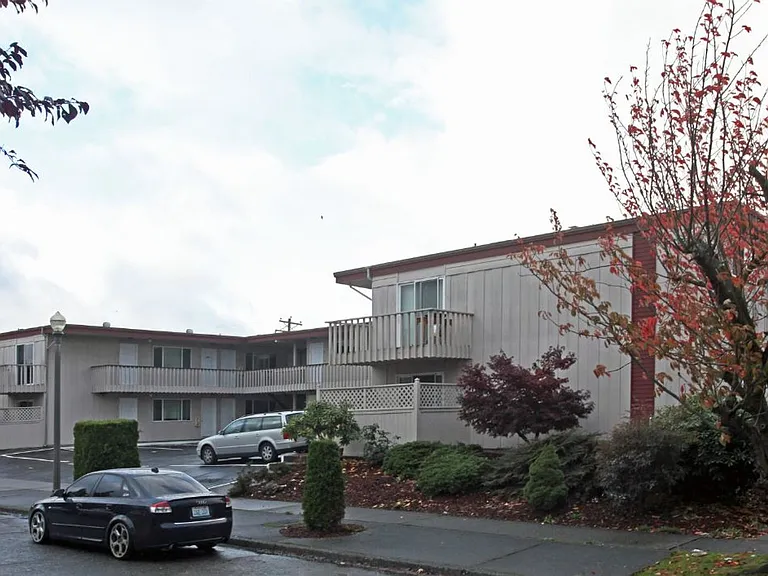 616 N Anderson St — Photo 28
