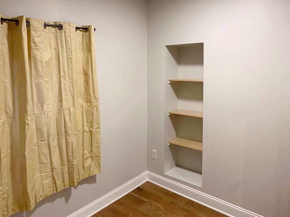 2nd image of 230 S 45th St APT 1F