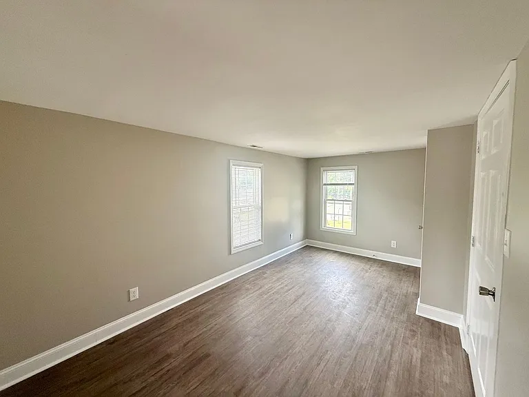 303 Providence Rd — Photo 14
