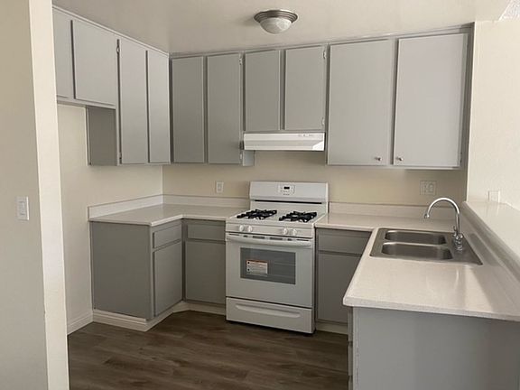 5th image of 7701 Laurel Canyon Blvd #209