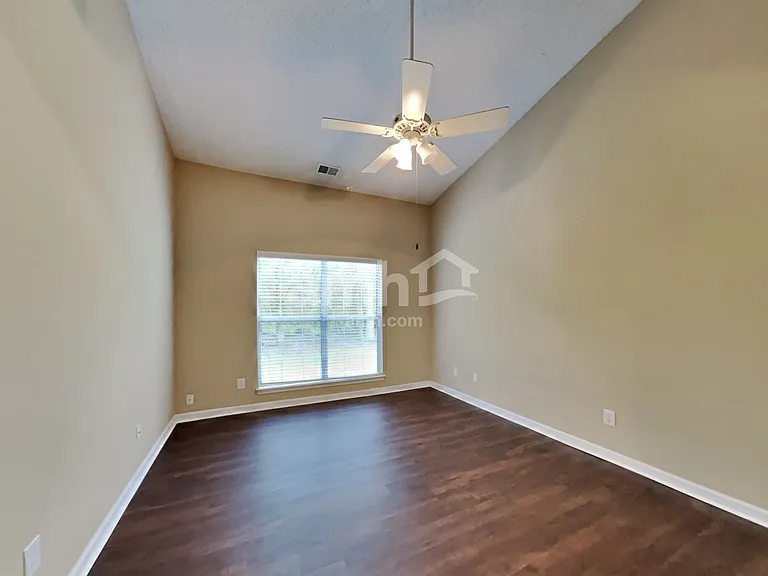 13319 Harvest Point Dr — Photo 6
