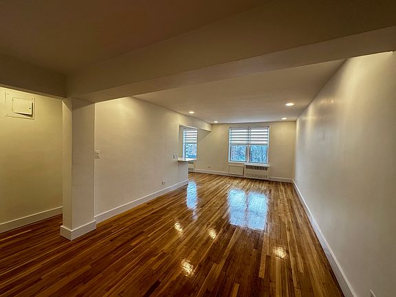 3rd image of 35-10 150th St #6S
