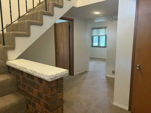 1003 Charlotte Dr APT A, Normal, IL 61761