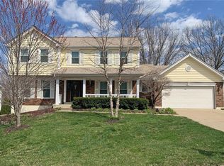 542 Fox Pointe Dr, Saint Charles, MO