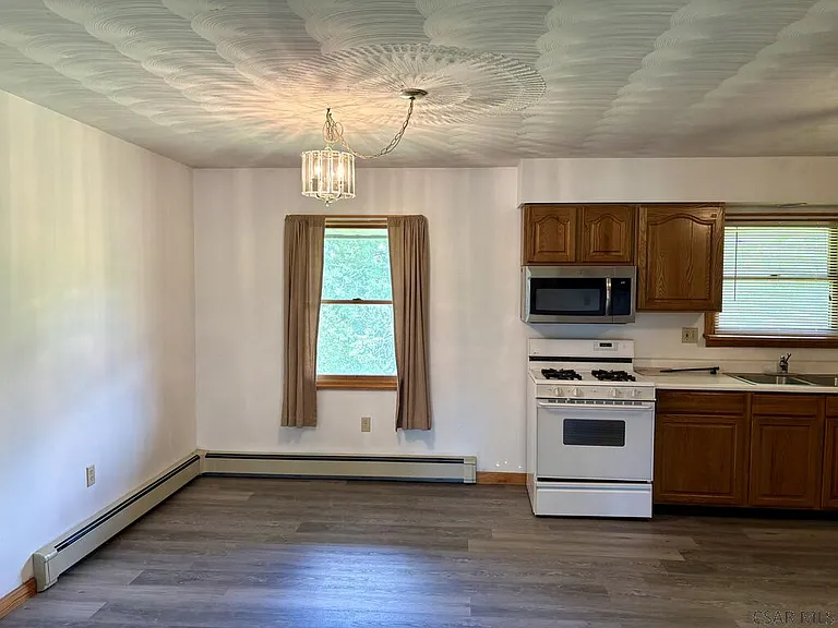 2837 Bedford St #1 — Photo 5