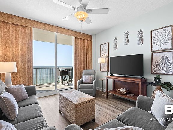 5th image of 455 E Beach Blvd APT 1414
