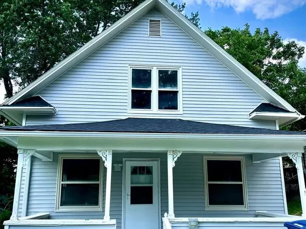 707 Gray St, Des Moines, IA 50315