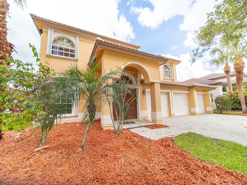 1st image of 3704 Moon Bay Cir