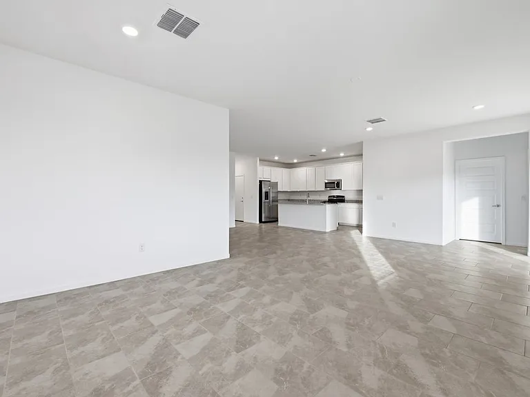 12395 N Pomeroy Ave — Photo 6