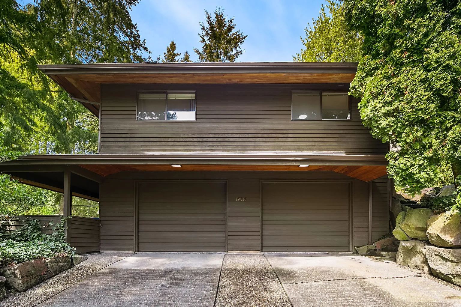 19515 67th Ave NE photo 1