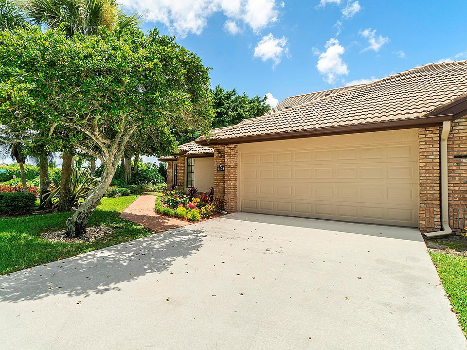 1st image of 7122 Le Chalet Blvd