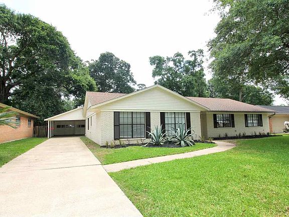 2nd image of 2050 Driskill St