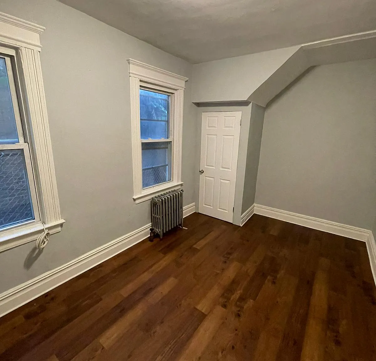 3 bed, 800 sqft, $1,900 — Photo 3