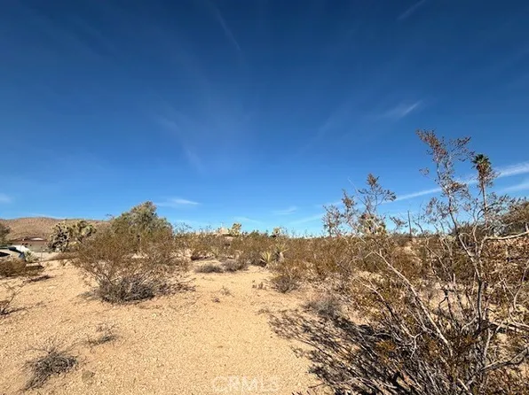 5747 Marvin Dr, Yucca Valley, CA 92284