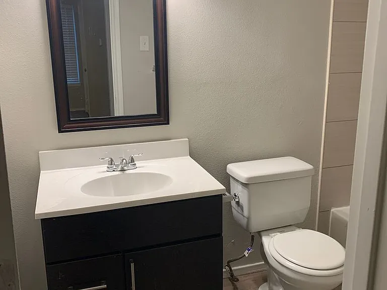 Monarch Place — Photo 8