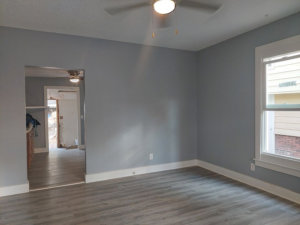 2nd image of 626 S Walnut St