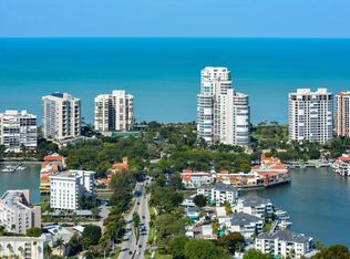 555 Park Shore Dr APT 508, Naples, FL 34103