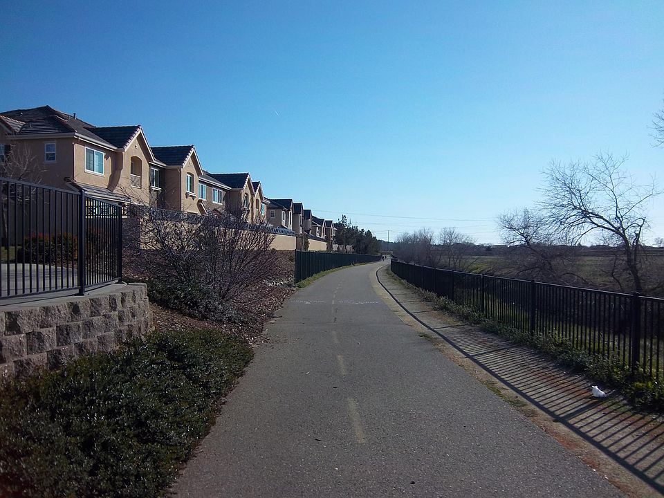 This is "The Rivage" units that face the Folsom Parkway. This is a multi-use trail that runs for miles through Folsom. Our unit 