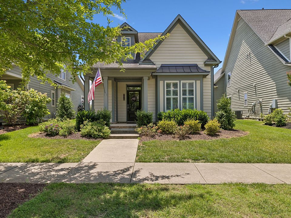 1st image of 2816 Americus Dr