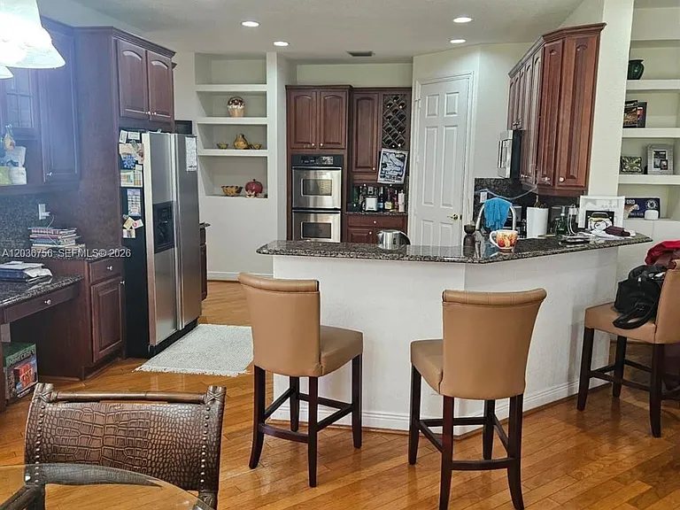 13382 Lakepointe Cir — Photo 9