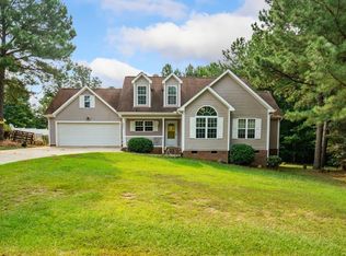 30 Harrison St, Zebulon, NC 27597