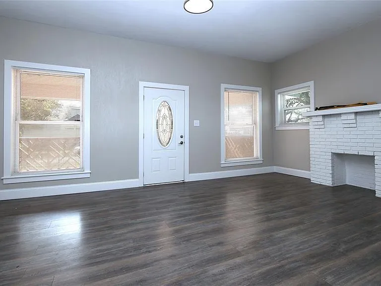 4445 Rusk St #1 — Photo 6