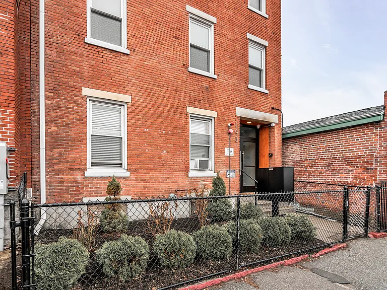 193 Appleton St #4 — Photo 19
