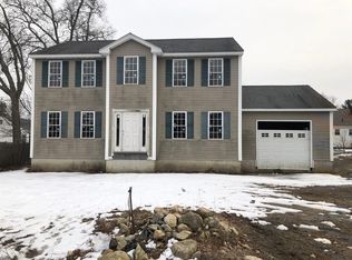 12 Kelton St, New Bedford, MA 02745