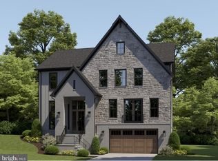 7042 Williamsburg Blvd, Arlington, VA 22213