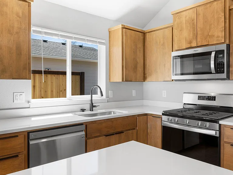 223 Talent Ave #A — Photo 15