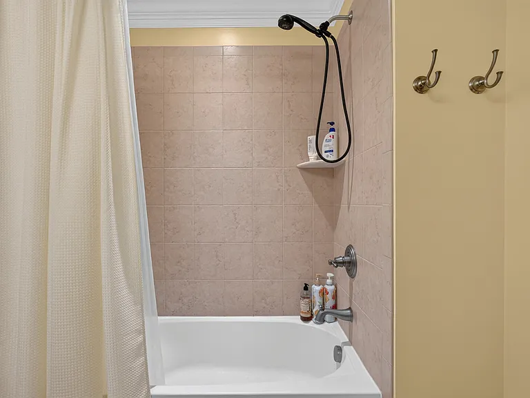 12230 Water Elm Ln — Photo 32