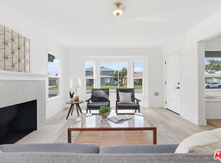 9402 S Van Ness Ave, Los Angeles, CA 90047