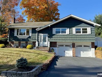 3 Terry Ct, Montvale, NJ, 07645