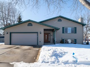 1730 Houston Dr, Bismarck, ND 58504