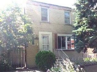 9122 S Clyde Ave, Chicago, IL 60617