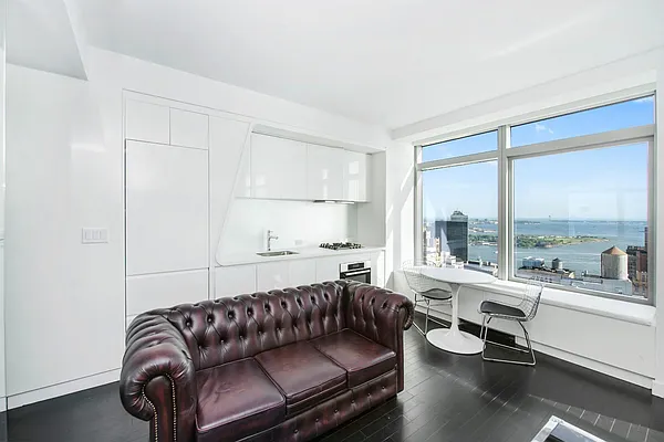 Rented by Keller Williams NYC | media 24
