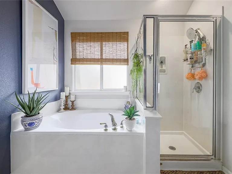 6819 Telluride Trl — Photo 16