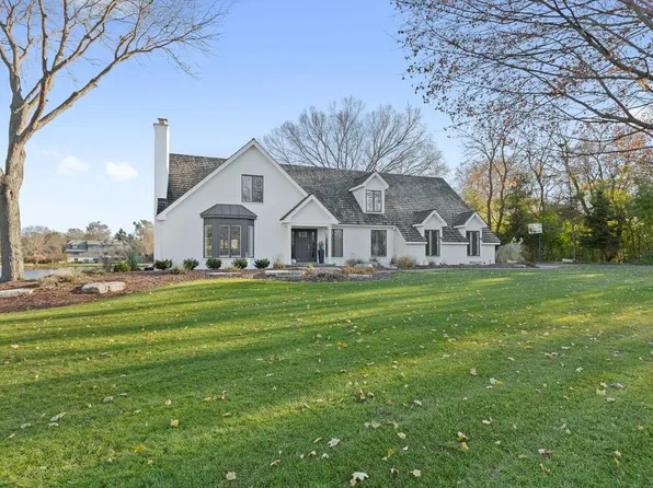 20764 N Meadow Ln, Deer Park, IL 60010