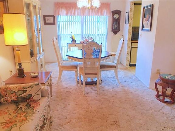 5th image of 6749 Bonnie Bay Cir