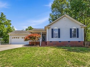 312 Carmicheal Ct, Boiling Springs, SC 29316