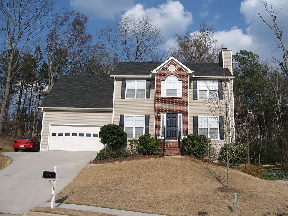 Beautiful, wooded lot on cul-de-sac.