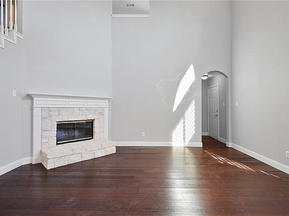 3rd image of 10414 Palmer Dr