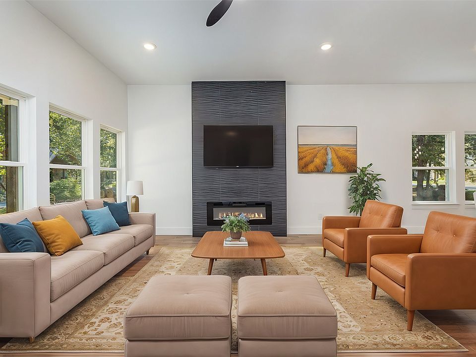 1st image of 116 Oakwood Dr