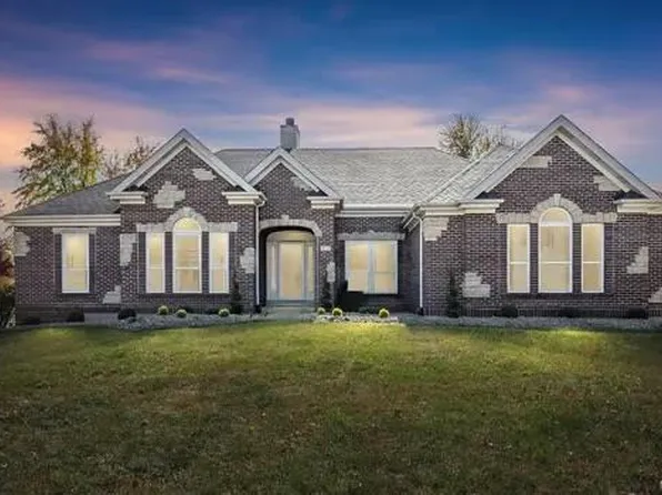 502 Keswick Dr, Lake Saint Louis, MO 63367