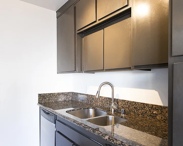 2112 Garnet Avenue — Photo 8