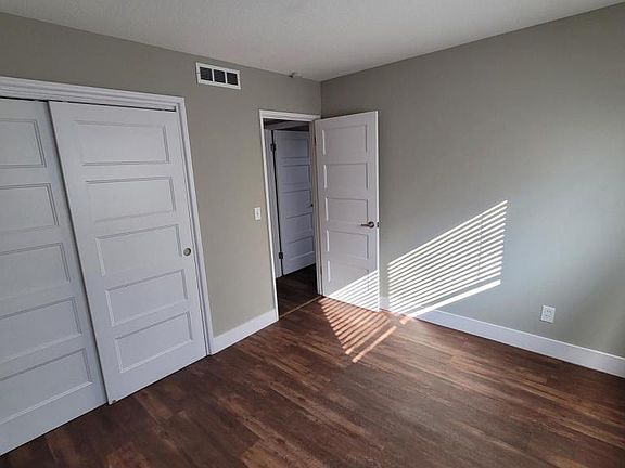 2nd image of 6000 Metcalf Ln #1A