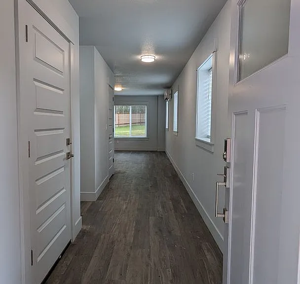 116 & 118 Oak St — Photo 3
